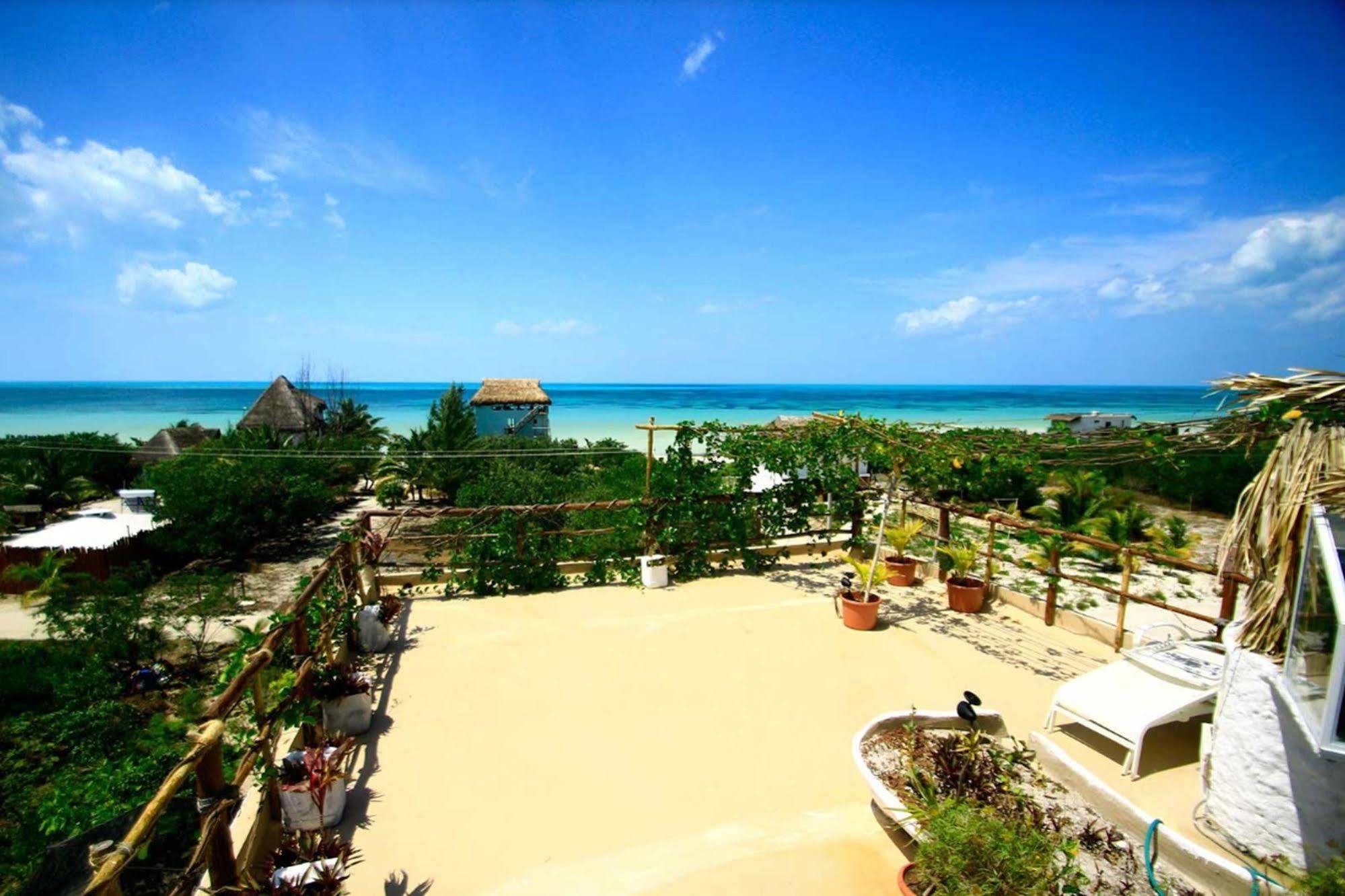 Blatha Tropical Rooms Holbox Экстерьер фото